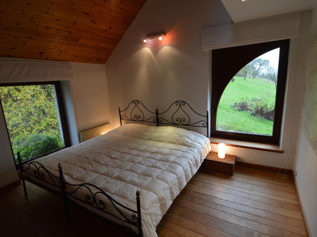 Quaint Holiday Home In Robechies Amid Meadows Chimay Luaran gambar